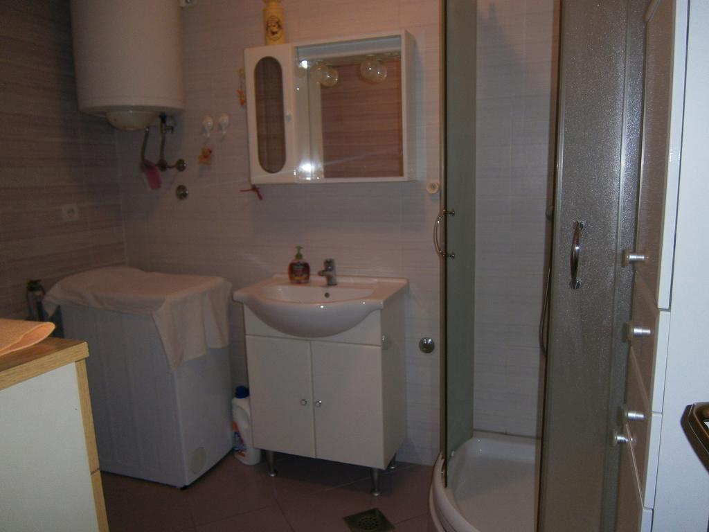 Neva Rooms Split Room photo