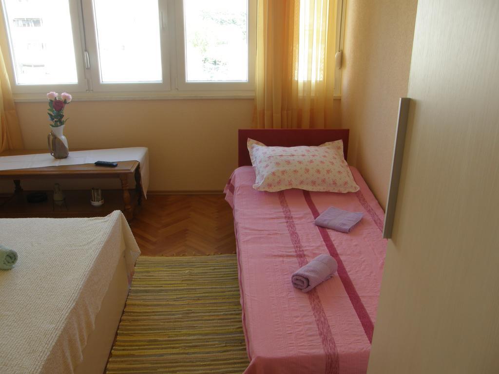 Neva Rooms Split Exterior photo